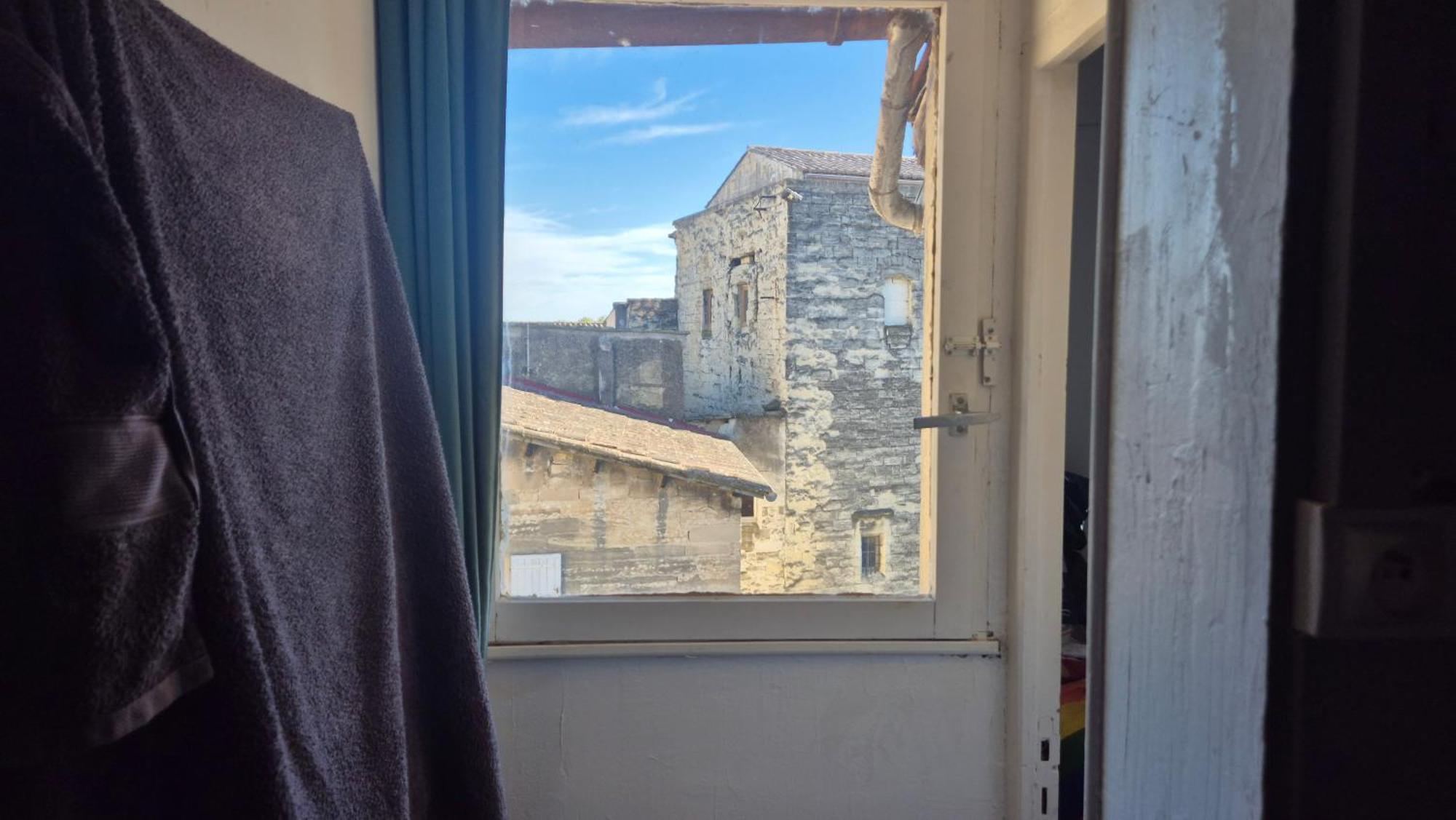 شقة Un Nid Sur Les Toits Face Au Palais Des Papes أفينيون المظهر الخارجي الصورة